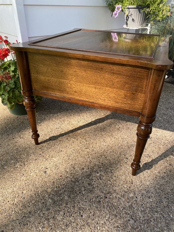 Vintage Hekman Large Single Drawer End Side Table Nightstand Very good condition gallery