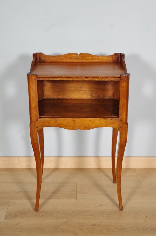 Louis XV Molded Walnut Snack Table, Dauphiné, circa 1750 gallery