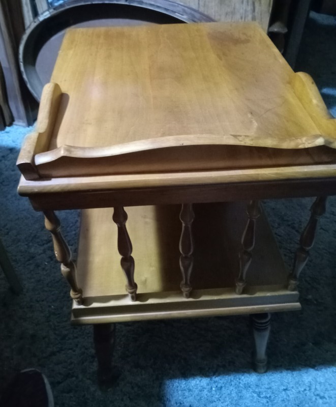 Mid Century Maple Magazine Rack End Table / Side Table (MRT-27) gallery