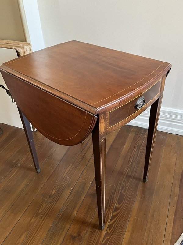 Antique Federal Mahogany Inlay Marquetry Pembroke Drop Leaf Side Table