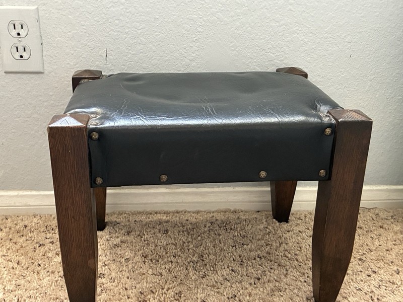 Early Primitive GUSTAV STICKLEY Era Mission Oak Arts & Crafts Foot Stool gallery