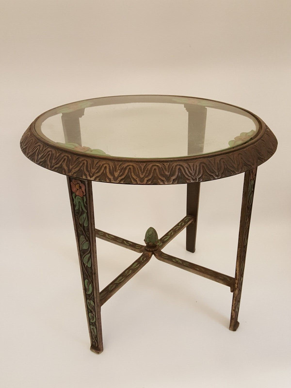 Vintage 30s 40s steel low round table art deco floral / vine accents 18.5″ tall