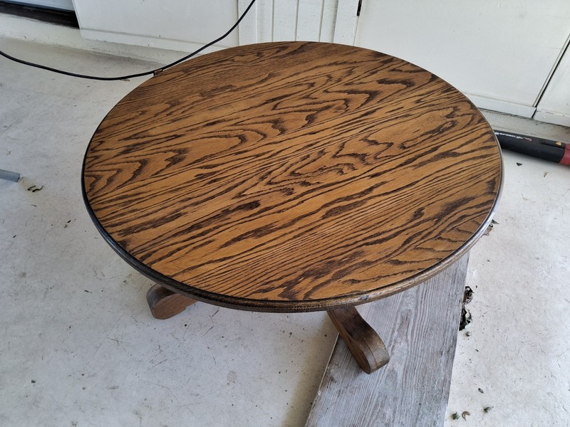 0606A Round Oak Coffee Table 36 Inch Diameter PICK UP ONLY