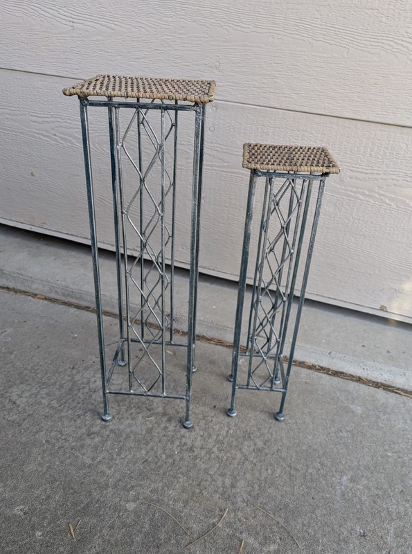 Vintage Set 2x Rustic Shabby Chic Wrought Iron Wicker Rattan Plant Stand Tables gallery