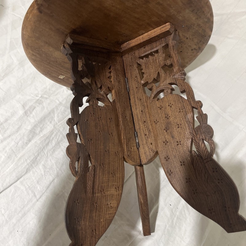 VINTAGE HAND CARVED FOLDING WOODEN SMALL TABLE MADE IN INDIA INLAY gallery