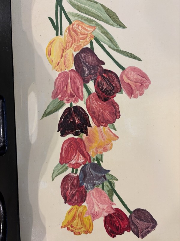 VTG Tray Table With Folding Base Hand Painted Tulips 25” X 17” X 22” gallery