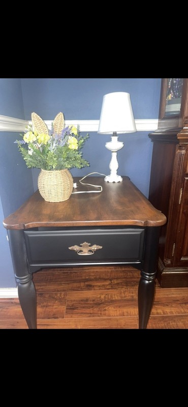 Solid Rock Maple Side Table – Sprague & Carleton (1950s–60s)