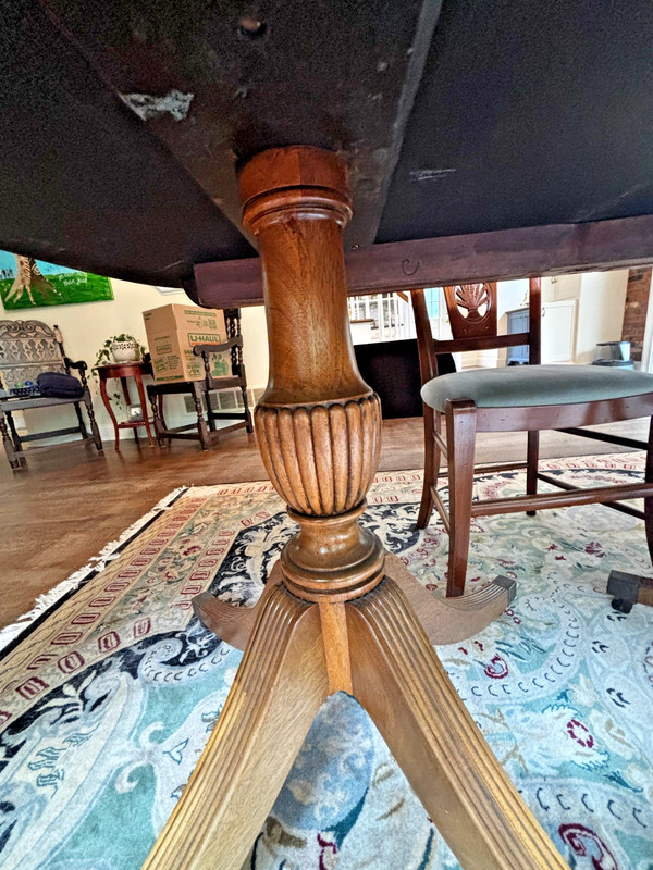 Vintage Duncan Phyfe Style Dining Set – Mahogany Table, Leaves, 4 Chairs, Cover gallery