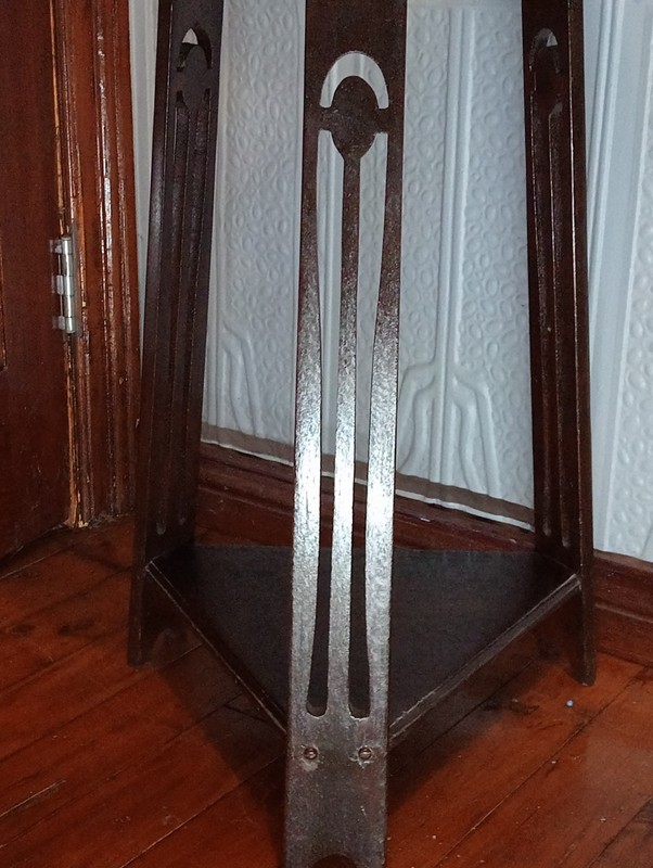 Arts And Crafts Lamp Table Original Hardware Fiddleback Mahogany C1900 VGC gallery