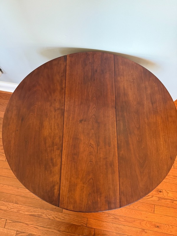 Eldred Wheeler Cherry Oval Queen Anne Style Drop Leaf Table gallery
