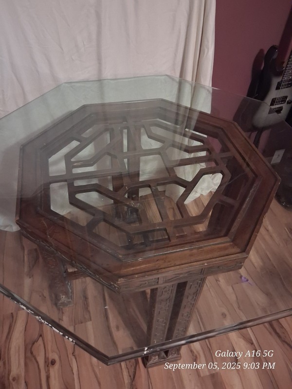 Drexel Heritage Chinese Chippendale Glass Topped Octagonal Dining Table gallery