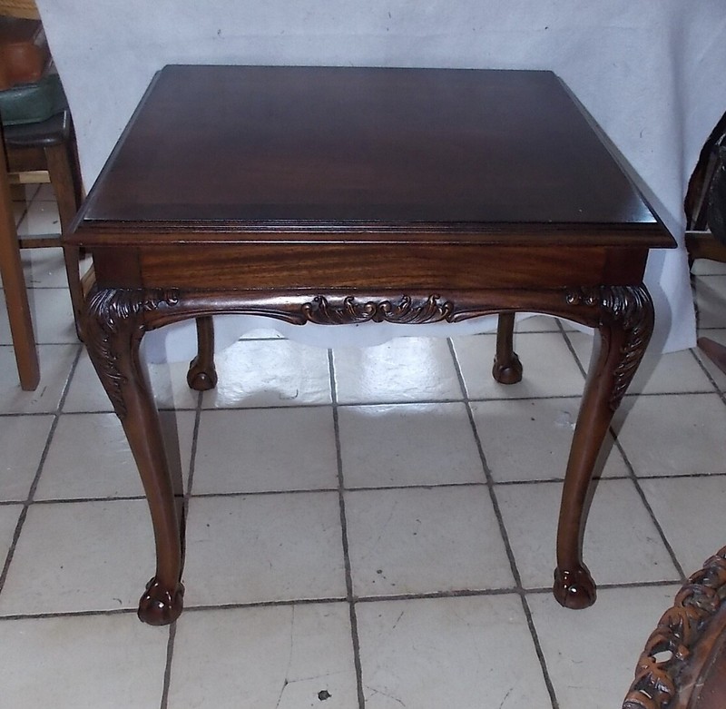 Mahogany Carved End Table / Side Table by Baker (ET47)