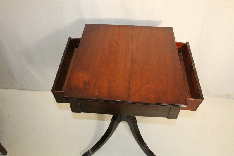 Antique Federal Cherry Side End Table with Two Drawers, 19th C. American made !!