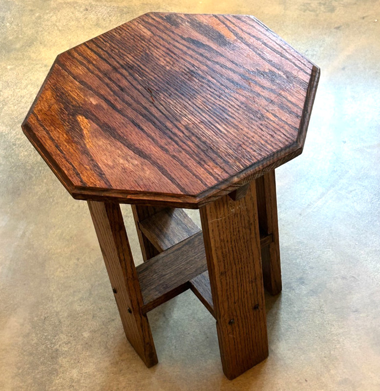 Antique OAK WOOD OCTAGON PEDESTAL TABLE Mission Arts + Crafts Roycroft Look 18″