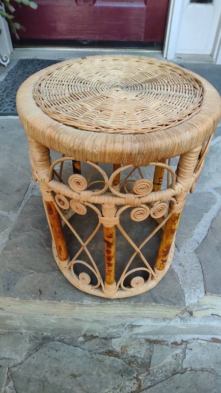 VTG MCM Round Rattan Wicker Bamboo Side Table/Plant Stand/Stool 16" x12" gallery