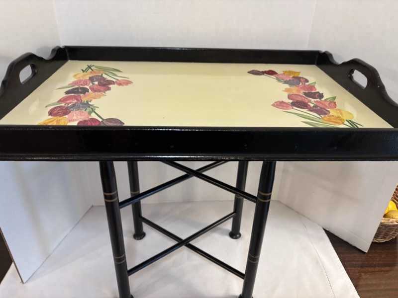 VTG Tray Table With Folding Base Hand Painted Tulips 25” X 17” X 22” gallery