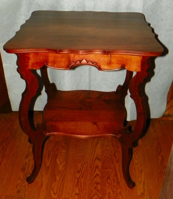 Solid Cherry Carved Center Table / Parlor Table (PRT44)