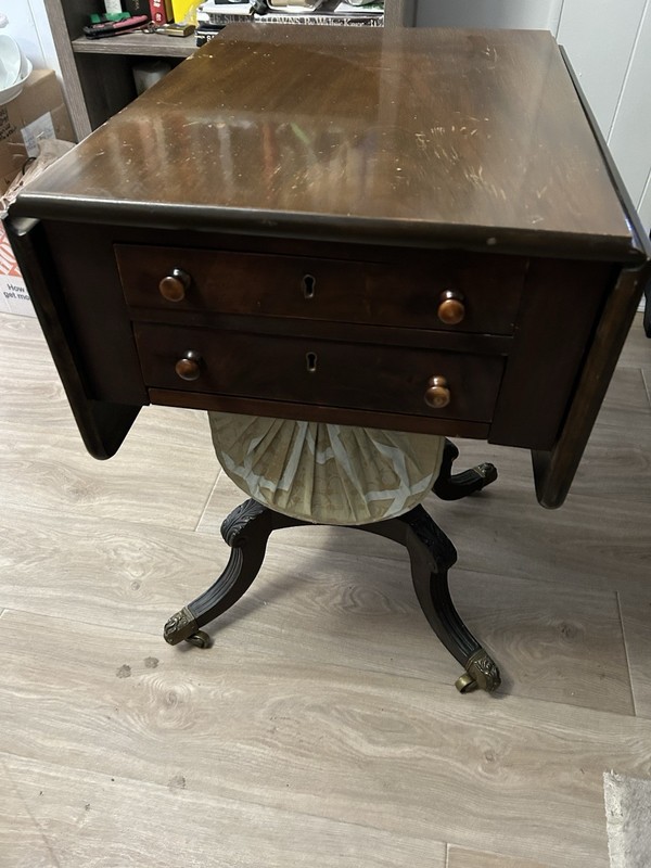 Antique William IV style Drop-Leaf Work Table Flame Mahogany, circa 19th Century