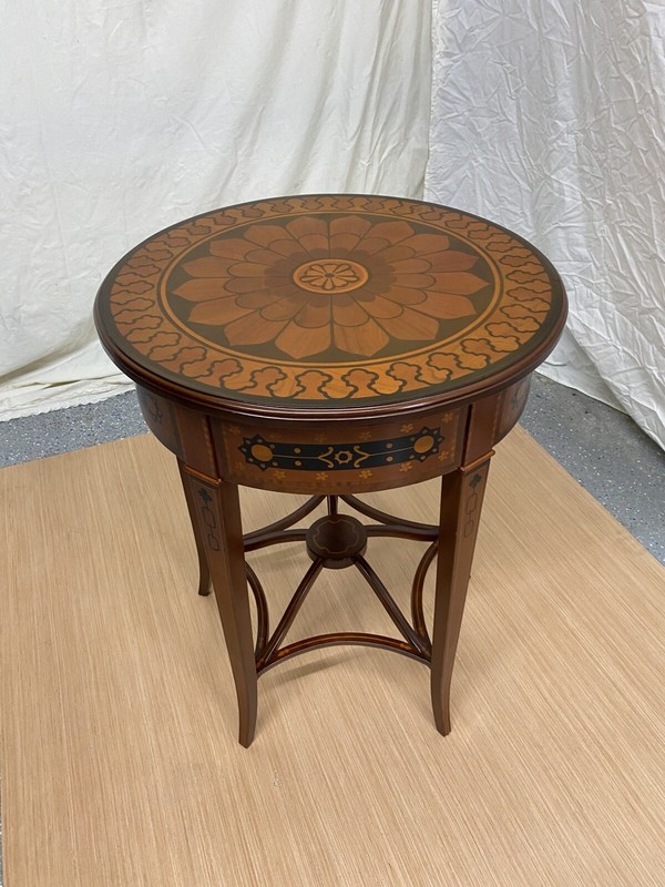 Francesco Molon Neoclassical Solid Wood Luxury Italian Coffee Table Handcrafted