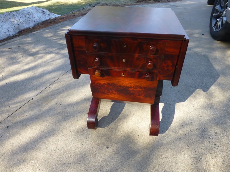 ANTIQUE EMPIRE FLAME MAHOGANY DROP LEAF POT BELLY SEWING TABLE c. 1830
