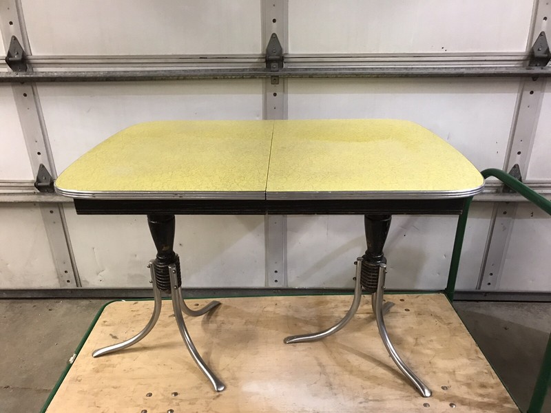 VTG RETRO ART DECO LEGGED YELLOW FORMICA TABLE W/LEAF 4 CHAIRS OPT CHROMECRAFT