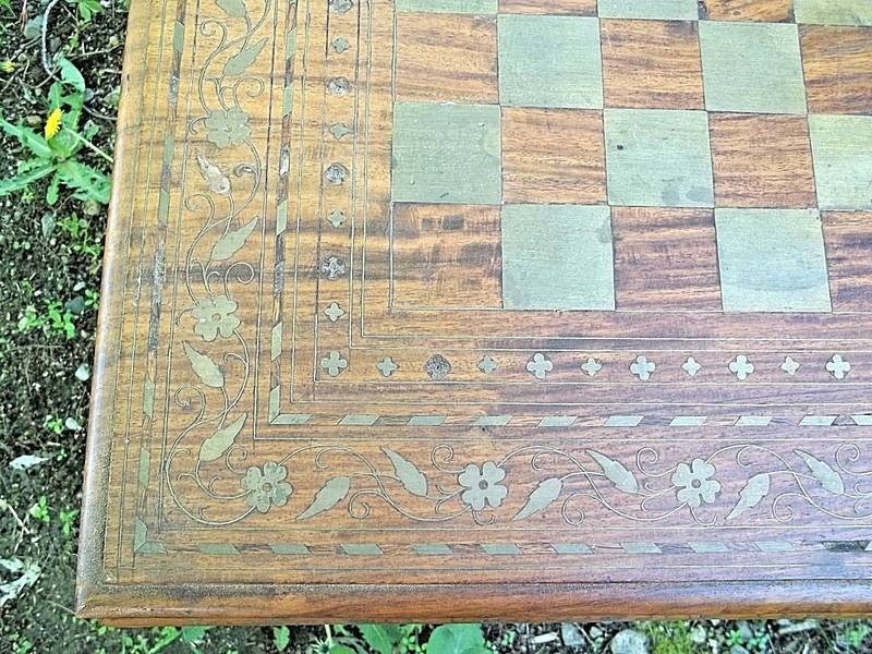 ANTIQUE ANGLO-INDIA BRASS INLAID CHECKERBOARD SIDE TABLE gallery