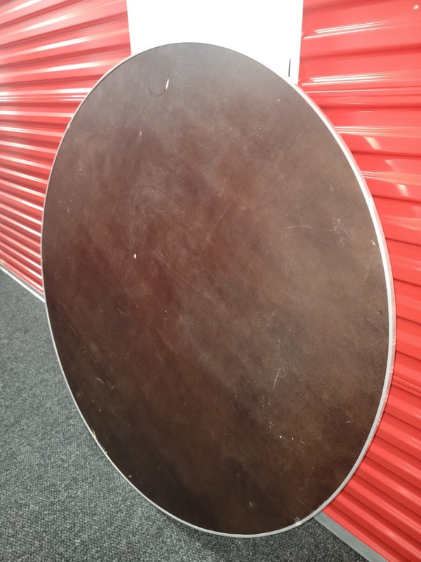 Circular Table with fold up Legs