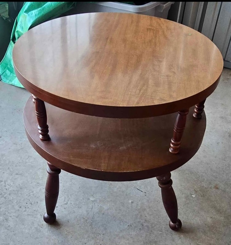 Vtg. Maple Formica Top End Round Table gallery