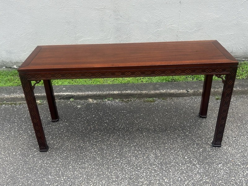 Kindel Chinese Chippendale Fretwork Carved Mahogany Sofa Table