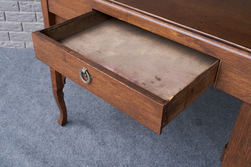 Antique Craftsmen Arts & Crafts Quarter-Sawn Tiger Oak Desk Library Table gallery