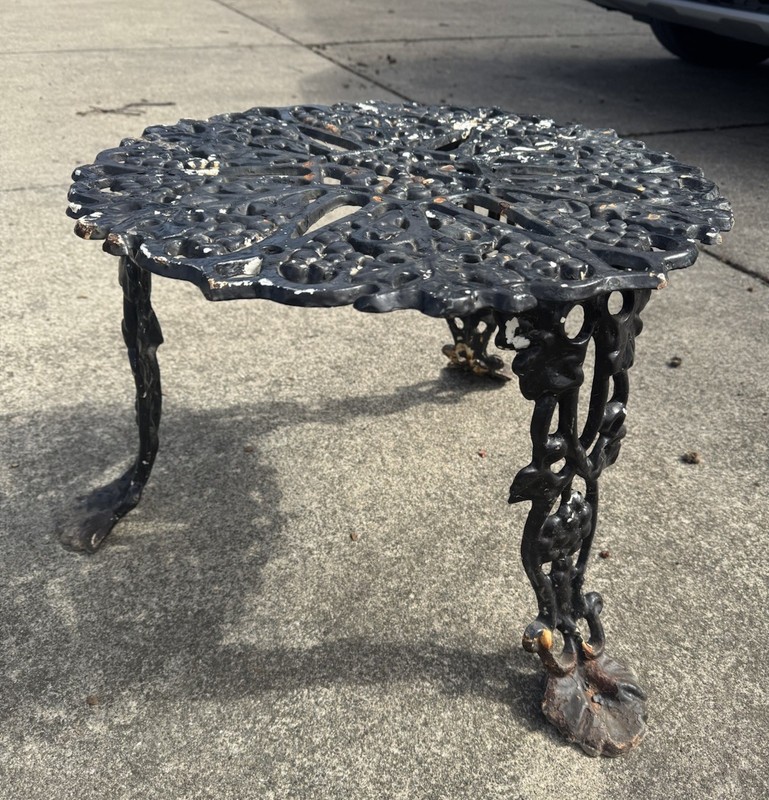Antique Vintage Victorian Grape Vine Cast Iron Patio Table Grapes & Leaf Garden gallery