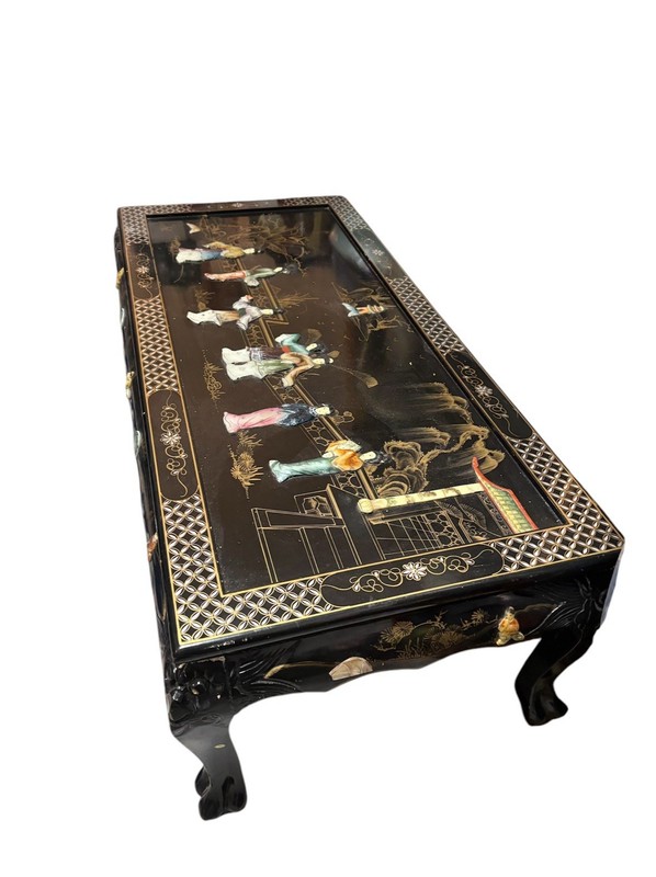 Vintage Black Lacquer Coffee Table – Mother of Pearl Inlay Hand-Painted Oriental