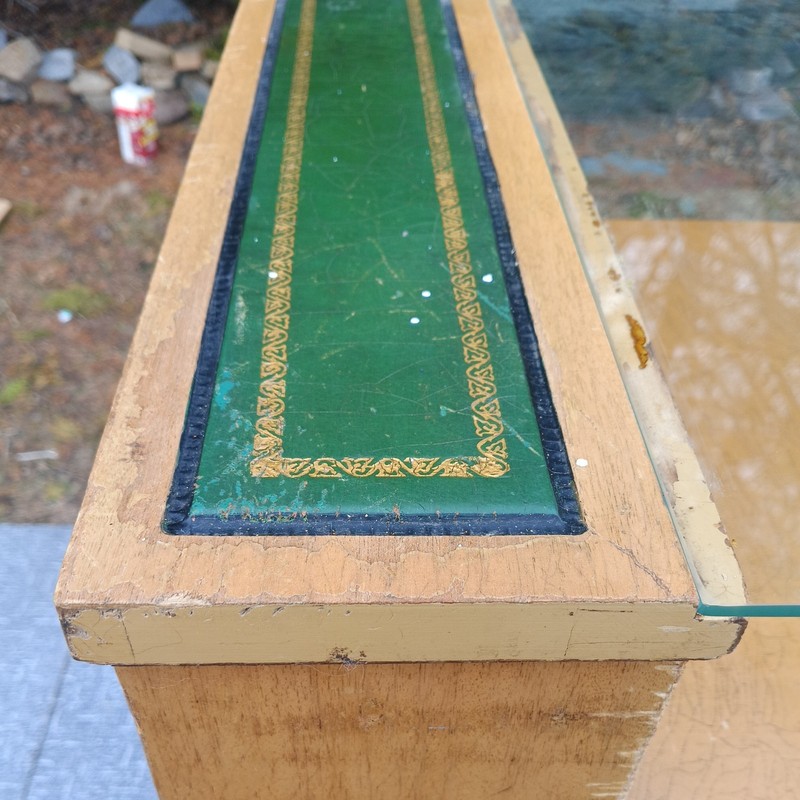 🙆VTG UNIQUE End table mustard yellow enamel green leather inset Glass RARE gallery