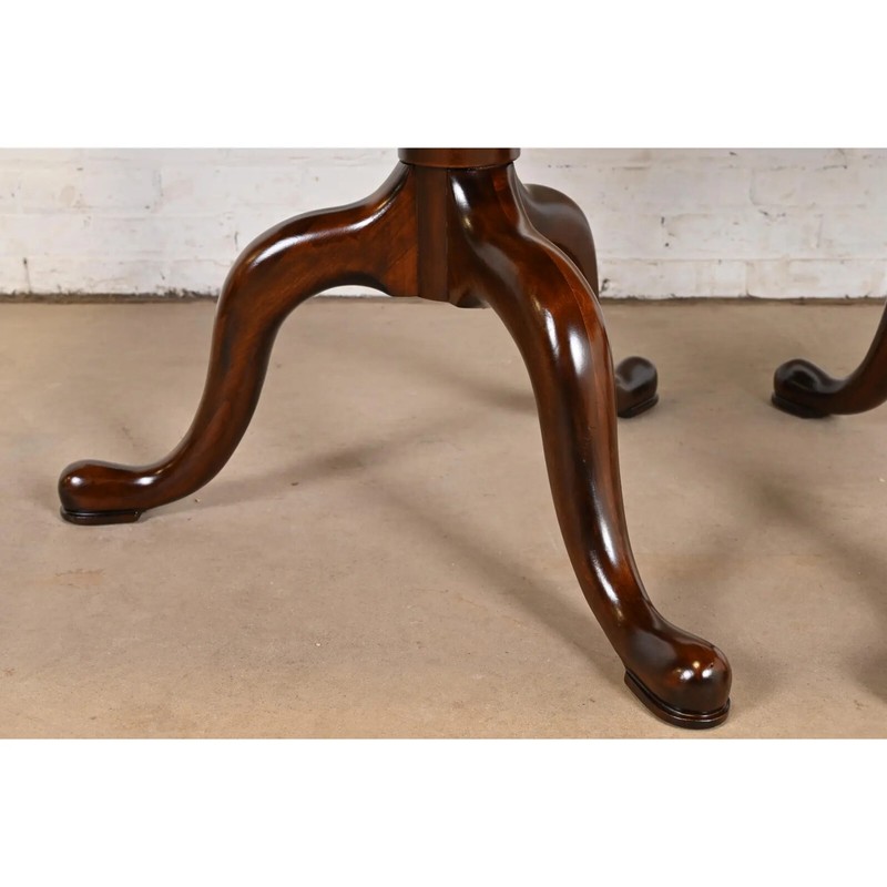 Henkel Harris Georgian Solid Cherry Wood Double Pedestal Extension Dining Table gallery