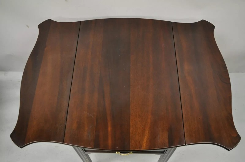 L & J G Stickley Georgian Solid Mahogany Drop Leaf Pembroke Lamp Side Table gallery