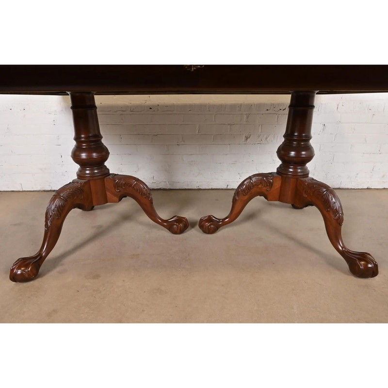 Henredon Georgian Mahogany Double Pedestal Extension Dining Table, Refinished gallery