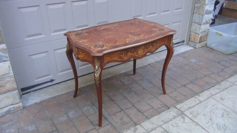 GREAT ANTIQUE 19c FRENCH LOUIS XV MARQUERTRY INLAID PARLOR CENTRE TABLE W/ORMOLU