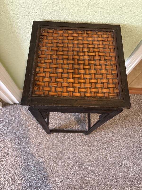VTG-tall, Lightweight, Asian Style Side Table gallery