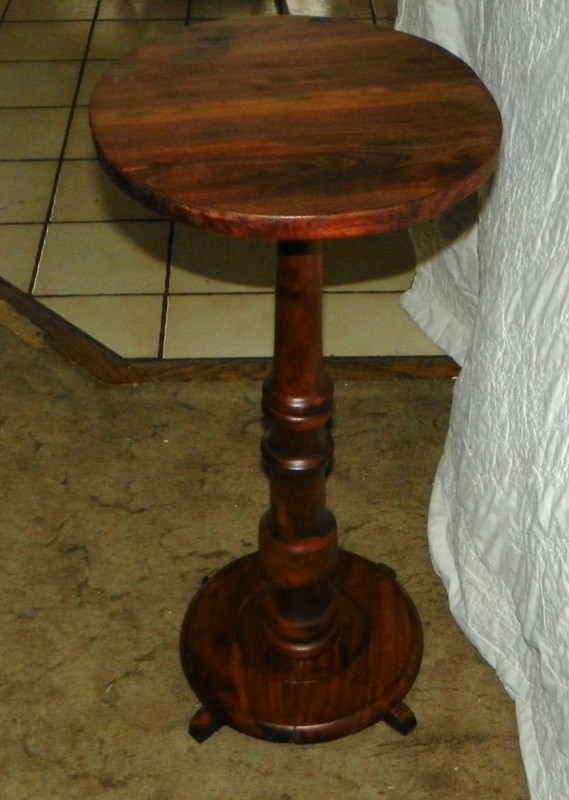 Cedar Pedestal Plant Stand (PS104) gallery