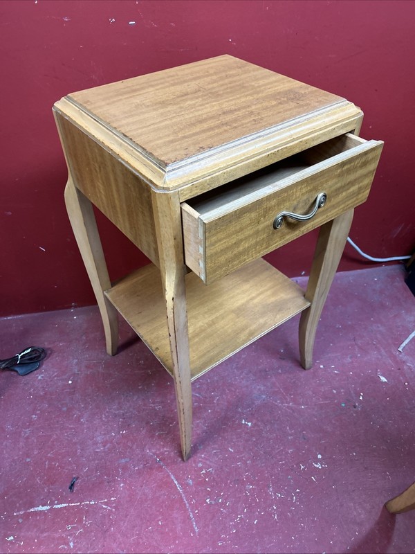 Fine Mid-Century / Art Deco 29” X 17”x16”RWAY Nightstand / Side Table Blonde gallery