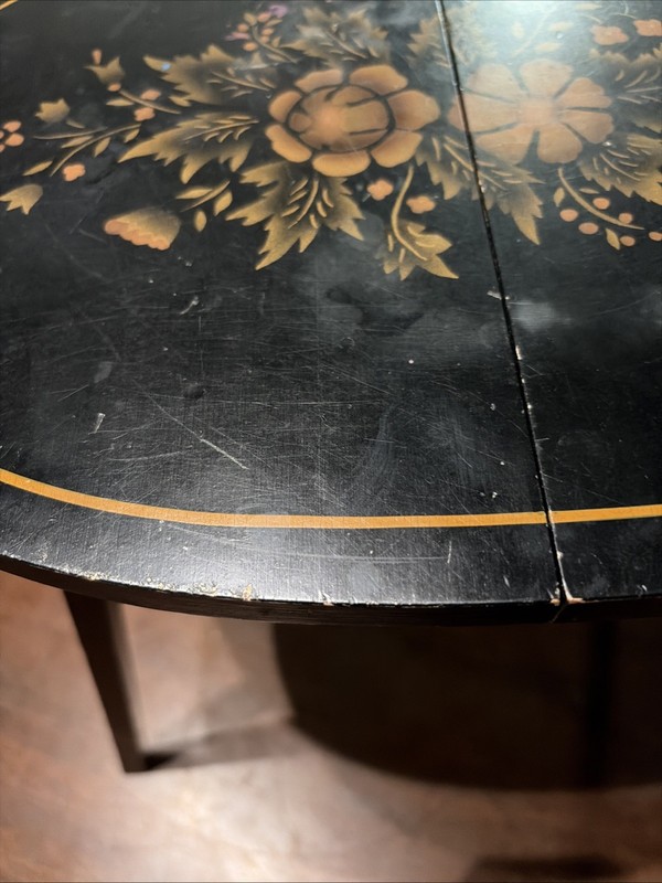 Beautiful L Hitchcock Petite Wood Folding Oval Tea Side Table Black Floral gallery