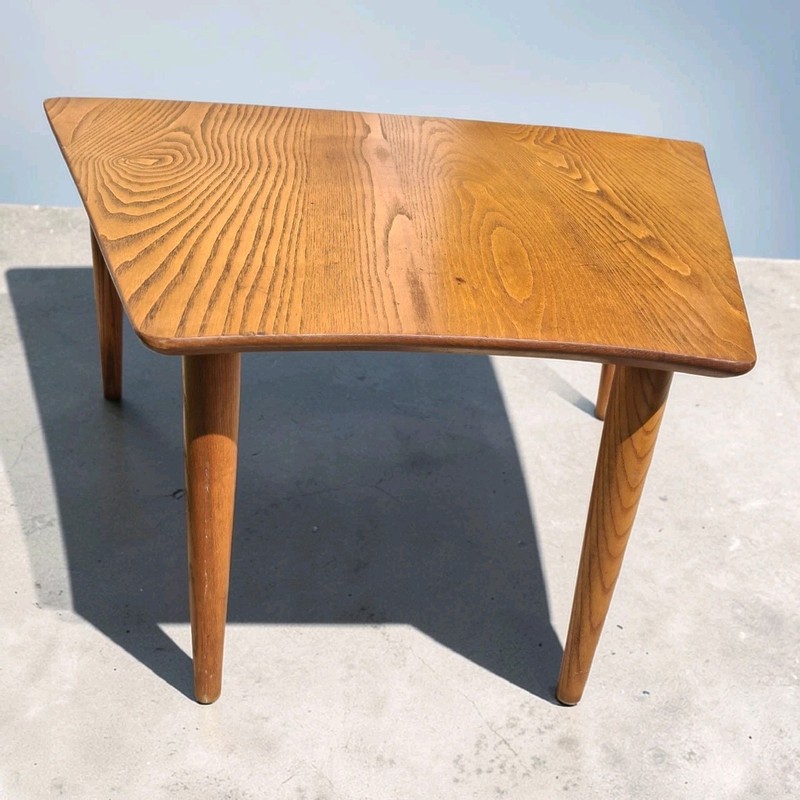 Mid Century Table Danish Triangle Shape Wood Table 28"x32'"×14.5" gallery