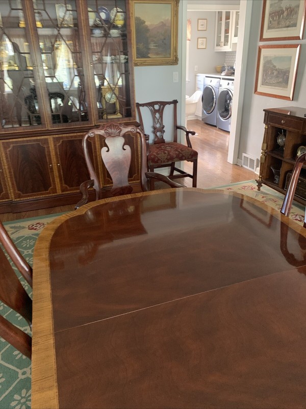 COUNCILL CRAFTSMEN Banded Mahogany Dining Room Table & 8 Chairs w/2 Leaves & Pad gallery