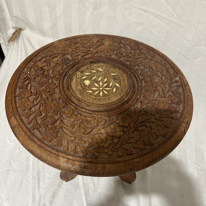 VINTAGE HAND CARVED FOLDING WOODEN SMALL TABLE MADE IN INDIA INLAY gallery