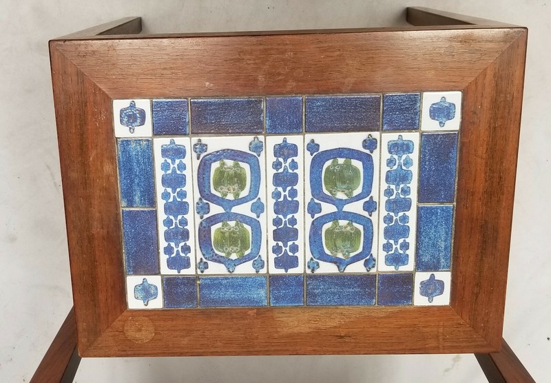 SET OF SEVERIN HANSEN HASLEV ROYAL COPENHAGEN ROSEWOOD NESTING TABLE WITH TILES gallery