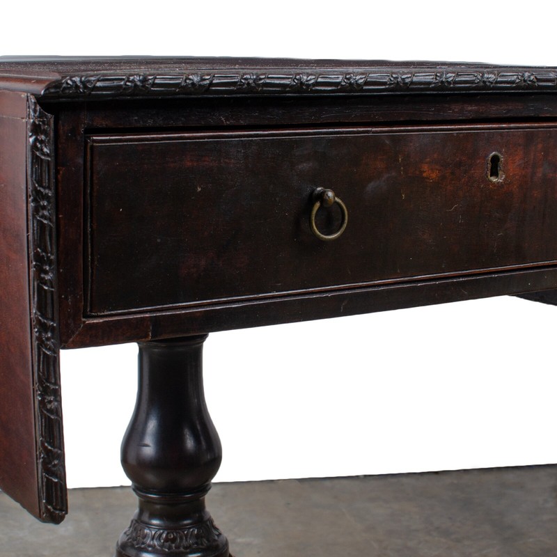 Plum Pudding Mahogany Drop Leaf, Dublin, 18th Century gallery