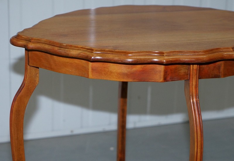 LOVELY DECORATIVE SATINWOOD OCCASIONAL CENTRE TABLE SCALLOPED EDGE ORNATE LEGS gallery