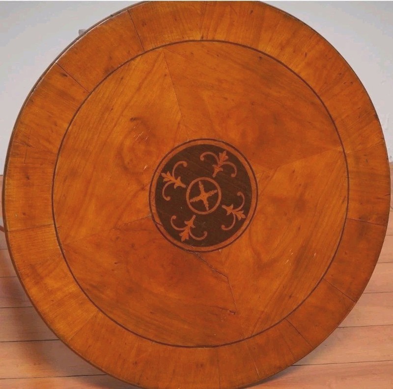 Vintage Side Table, Round Veneered Top w/Radial wood Grain And Inlaid Medallion gallery