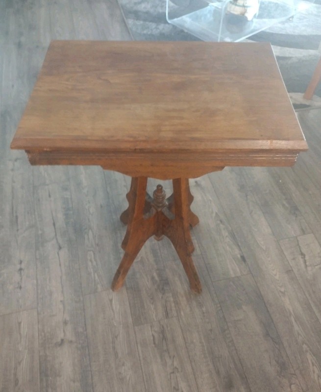 Beautiful Victorian parlor Side table