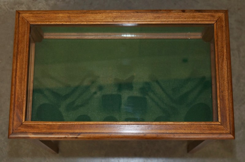 ANTIQUE EDWARDIAN MAHOGANY GLASS DISPLAY CASE SIDE END TABLE FOR TRINKETS ETC gallery
